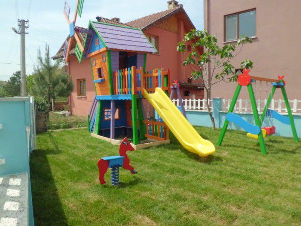 Özel Vizyon Ve Gündüzbakımevi Kreşi Sakarya AKYAZI